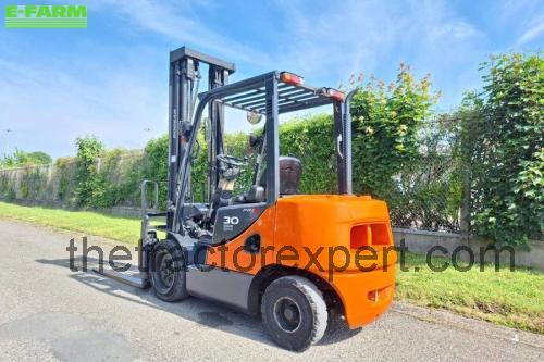 Doosan D30S-5 fiche technique et avis